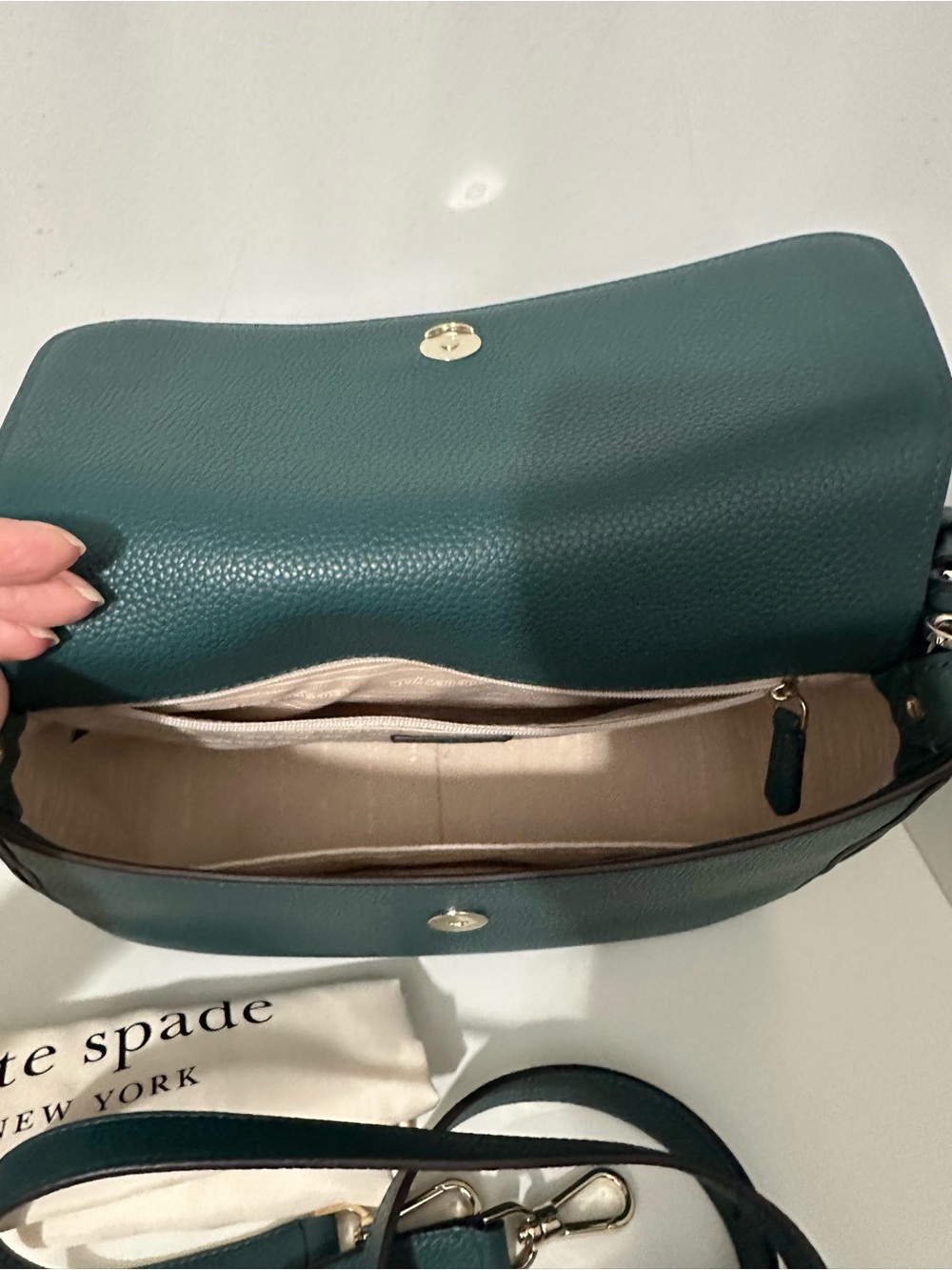Kate Spade Hudson pebbled leather flap convertible in Artesian Green/gold accent - Picture 9 of 10
